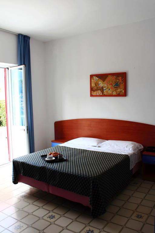 Hotel Costa Citara Forio di Ischia Rum bild